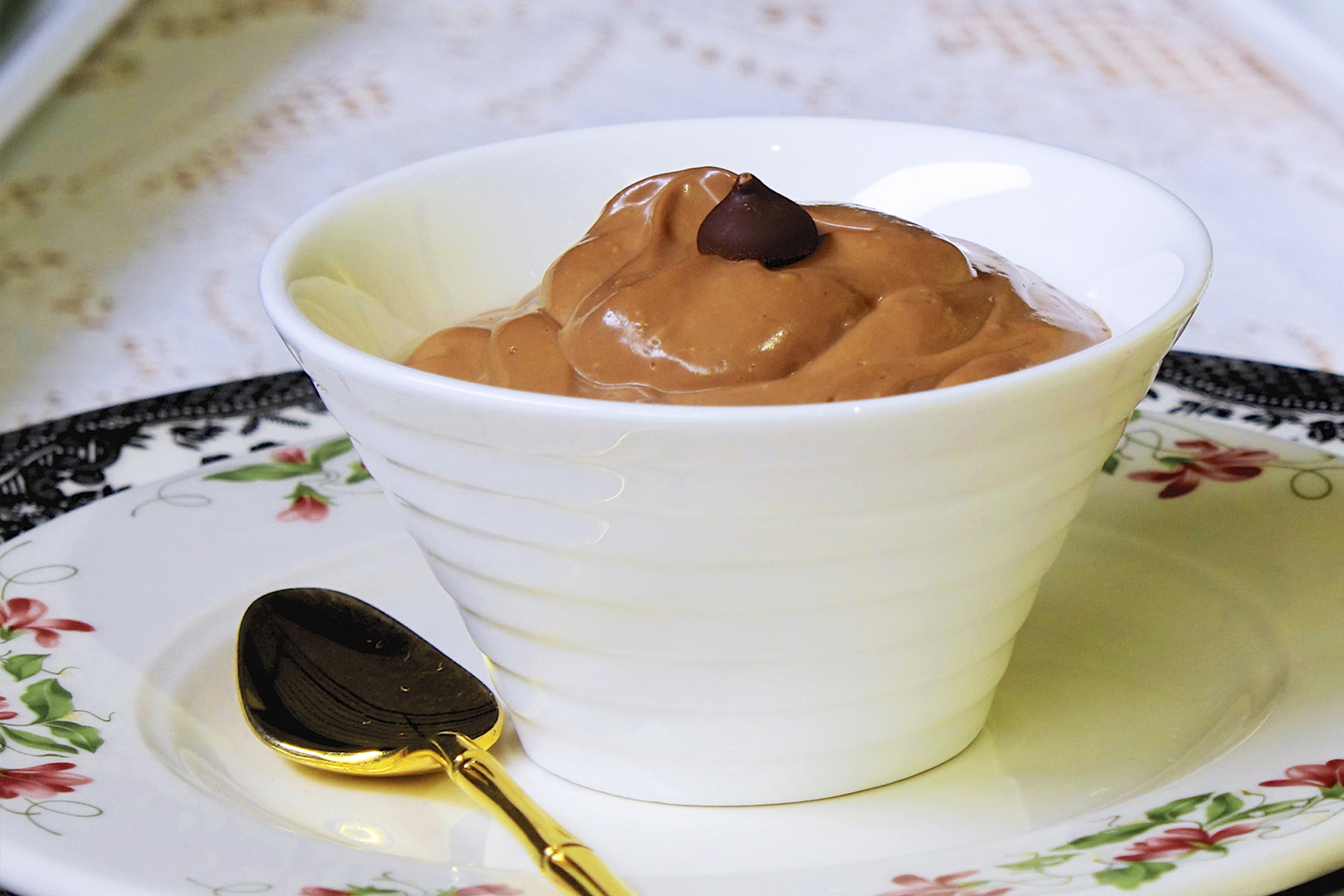 Crazy Coffee Chocolate Mousse - Jazzy Vegetarian - Vegan and Delicious!