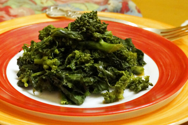 Brooklyn Rabe Broccoli Rabe with Garlic - Jazzy Vegetarian - Vegan and Delicious!